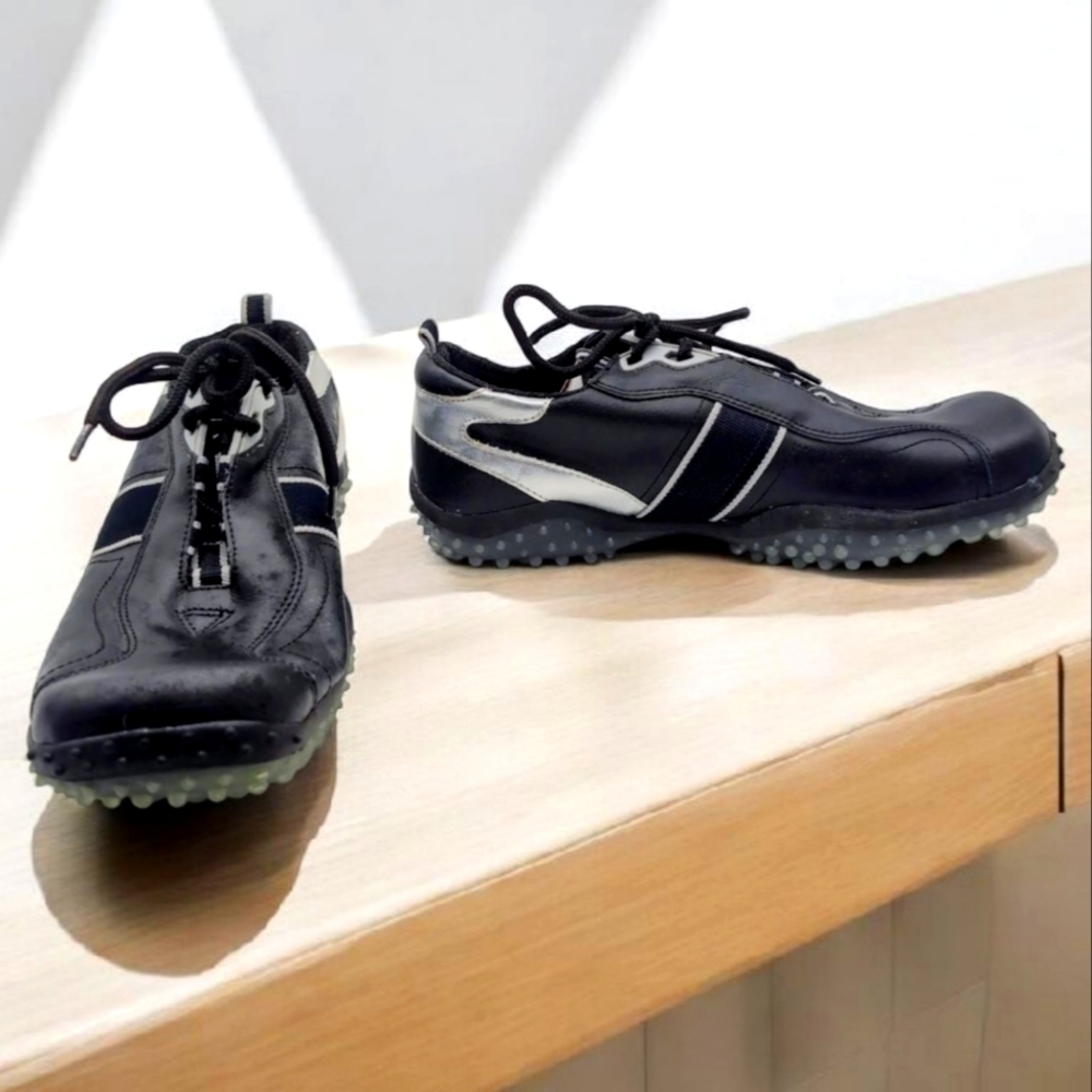 Soho Men's Black and Silver Athletic Shoes Spike Soles Sz 9.5 NWT